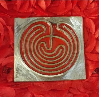 Brass Round Labyrinth Yantra Remove Negativity and Serious Health Issues